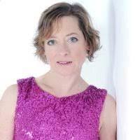 Jennifer Tankard's Instagram, Twitter & Facebook