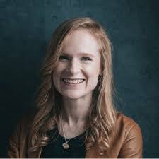 Jennifer Dearman's Instagram, Twitter & Facebook