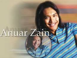 The first album was released in 1998, consisting of 10 songs. Anuar Zain Ellina Suasana Hari Raya Full Song Lyrics Youtube
