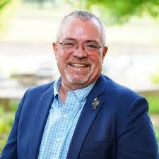 Ryan Arant's Instagram, Twitter & Facebook