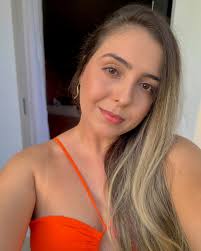 Monique Souza (@moniquesouza__) • Instagram photos and videos