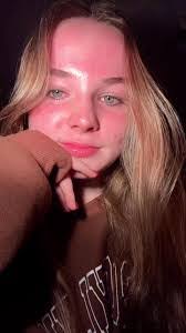 Allie Mcnulty's Instagram, Twitter & Facebook