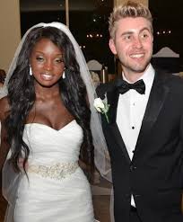 Black And White Dating Sites Free Uk Mixedspark Com Is The Best Site For Singles Interraciallove Interracial Couples Interracial Wedding Black Woman White Man