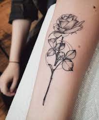 Moons Roses Roses Moons Tattoo Moon Rose Floral Delicate Elegant Tatuagens Aleatorias Tatuagem Tatuagem Delicada