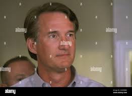 Glenn youngkin hi-res stock photography and images