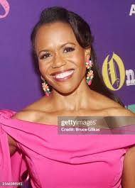 Renee Hudson's Instagram, Twitter & Facebook