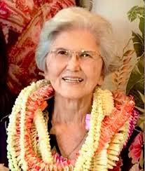 Carol Oliva's Instagram, Twitter & Facebook