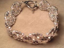 Superduo Snowflake Bracelet Pattern From Around The Beading Table By Deborah Roberti Beaded Jewelry Jewelry Bracelets Cuff Beaded Bracelets