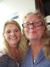 Lisa Nagro's Instagram, Twitter & Facebook