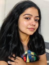 Kristina Hofer's Instagram, Twitter & Facebook