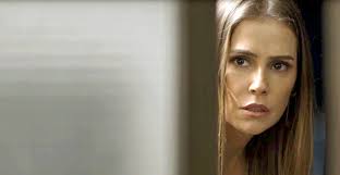 Karola descobre que Ariella é Luzia