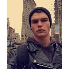 Jesse Gwin's Instagram, Twitter & Facebook