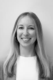 Sarah Pieper's Instagram, Twitter & Facebook