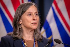 Lisa Lapointe's Instagram, Twitter & Facebook