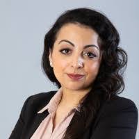 Nora Marsh's Instagram, Twitter & Facebook