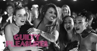 Jesy nelson from little mix confirmed in a statement she was taking an 'extended break' from the band just after they dropped their sixth album, 'confetti'. Little Mix Vow To Continue On As Trio After Jesy Nelson Leaves Band Aktuelle Boulevard Nachrichten Und Fotogalerien Zu Stars Sternchen