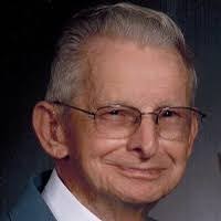 Tom Hoyle's Instagram, Twitter & Facebook