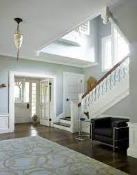 Explore the best foyer paint colors and consider using an accent color on a wall or door. Why Choosing A Foyer Or Entry Wall Colors Is Tricky