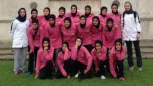 Seleção feminina irá treinar no ct do são paulo, e técnica pia sundhage ganha camisa do clube. Selecao Feminina Do Ira E Acusada De Ter Homens No Time