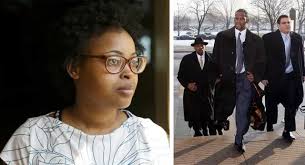 That's her on the left and right in the top composite photo. Underage Sex Victim Of R Kelly Finally Telling Her Story Of Abuse Steemit