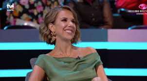 É importante criar uma rotina de higiene íntima. A Pipoca Mais Doce Leva Com Mais Uma Critica E Amiga Da Azeitaria E Responde A Letra