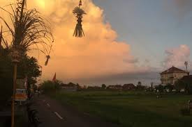 Du siehst also, dass du dein bild von bali womöglich ein kleines bisschen abändern musst. Als Frau Alleine Nach Bali 9 1 2 Fakten Die Du Kennen Solltest