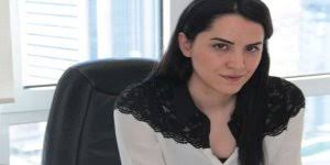 Fatma öztürk | yıldızlı bir gecede, gökyüzünün altında kendini acemi ve çaresiz hissedersen, bu, yıldızlara bakarak başka şeyler düşündüğün içindir. Fatma Ozturk Gumussu Kimdir Haberleri