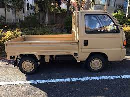 ホンダ アクティをビスケットで刷毛塗り全塗装 アクティ 車 刷毛