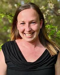 Alaina Ellington's Instagram, Twitter & Facebook