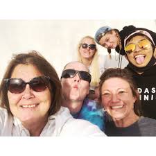 I had a beautiful day with my girls at the beach!! Feeling super thankful.