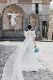 Unique Bridal Attire Philippines Wedding Blog Filipiniana Wedding Filipiniana Wedding Dress Filipiniana Wedding Theme