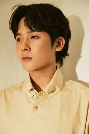 Lee Jung Ha Talks About Playing Han Hyo Joo and Jo In Sung's Son in 'Moving'