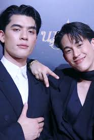 Jossgawin Usando Mesma Roupa