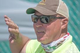 Former tennis pro hosts clinic in Powell