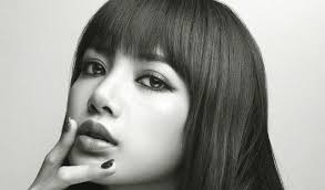Most of the people are telling grey or white hair grow faster than black colored hair. Blackpink Lisa Changes Her Hair Color To Black And Looks Stunning As Ever Kpopmap Kpop Kdrama And Trend Stories Coverage