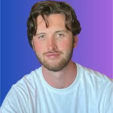 Robert Camardo's Instagram, Twitter & Facebook