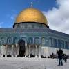 Jun 04, 2021 · lokasi utamanya di sekitar masjid haram, masjid nabawi, tanah haram, kakbah, shafa, marwah, arafah, muzdalifah, mina, dan tempat bersejarah lainnya yang selalu mengundang jamaah haji untuk berziarah. 1