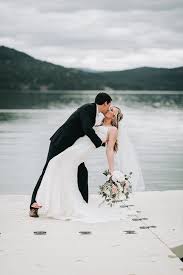 Chris And Amanda A Romantic And Elegant Wedding In Whitefish Montana Montana Wedding Photographer Montana Wedding Photographer Montana Wedding Moody Wedding Photography