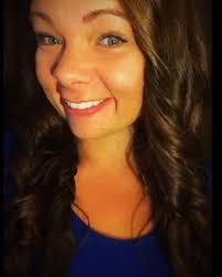 Ellen Doak's Instagram, Twitter & Facebook