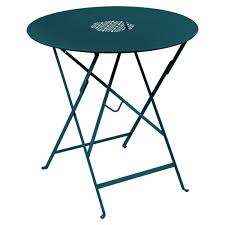 Elle permet de manger jusqu'à 4 personnes. Lorette Folding Table O 77 Cm Folding Metal Garden Table Fermob