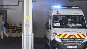 Alain cocq, l'homme de 57 ans souffrant d'une maladie incurable, hospitalisé après plusieurs jours sans traitement après avoir interrompu tout traitement et alimentation, il a accepté d'être. France Alain Cocq L Homme Qui Voulait Se Laisser