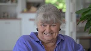 Jeanne Gordon's Instagram, Twitter & Facebook