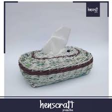 Pembuatan bubur kertas tidak hanya sebagai suatu kerajinan, tetapi juga sebagai pemanfaatan bahan bekas, khususnya kertas koran. Tempat Tisu Dari Koran Kerajinan Koran Kerajinan Dari Koran Shopee Indonesia