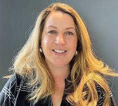 Wendy Luther's Instagram, Twitter & Facebook