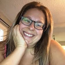 Bari Brown's Instagram, Twitter & Facebook