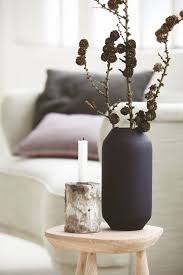 vazen ter decoratie in het interieur interieurtips vazen zwarte vaas interieur