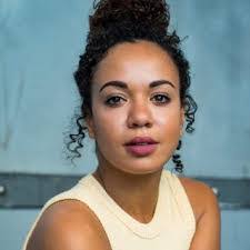 Mae Briggs's Instagram, Twitter & Facebook