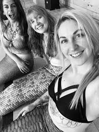 Interested in smiling and having fun with your friends❓ Try a new exercise  routine❓ We are thinking of running adult fin fitness classes