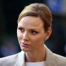 Downton Abbey's Daisy Lewis looks unrecognisable with new hairstyle