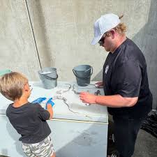 When we get fresh Occy deliveries 🚚 it's all hands